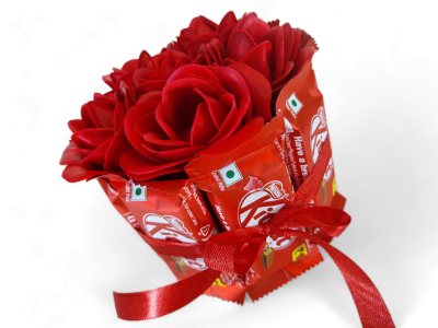 Explosive Gift Box, Birthday Gift, Wedding gift, Valentine Love Gift for your wife/husband, fiance, boyfriend With 8 Chocolate Each 10 RS With Photo