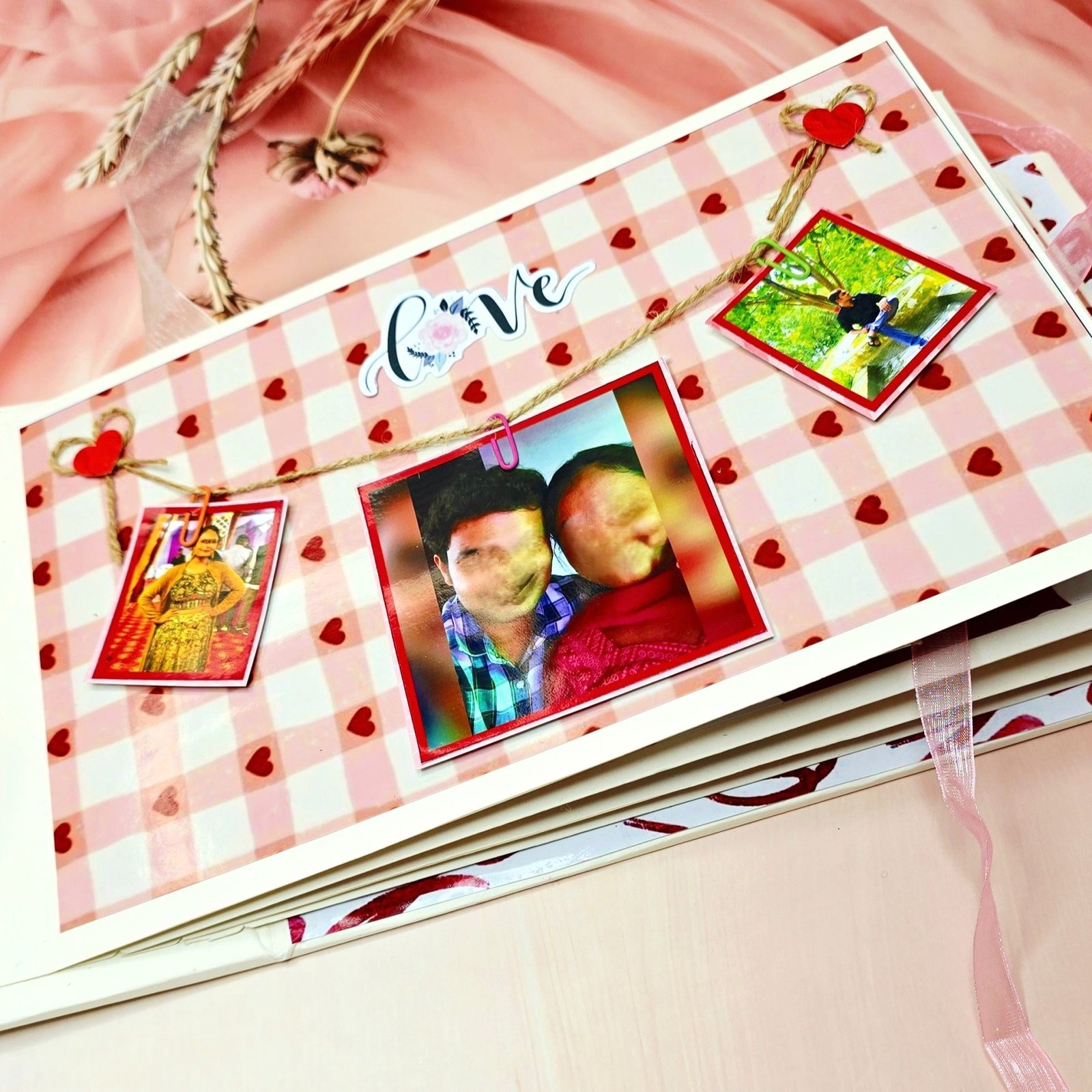 Personalised Scrapbook Album Couples Memory Book Gifts for Him Valentine's Anniversary Wedding Birthday Photo Album Couples Scrapbook Creative Surprising Gift for Anyone (Multicoloured)